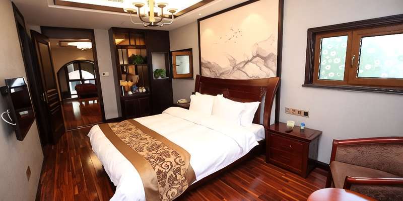 room_ac4b6190-eeab-45b8-bfd8-1399775ce0ff.jpg