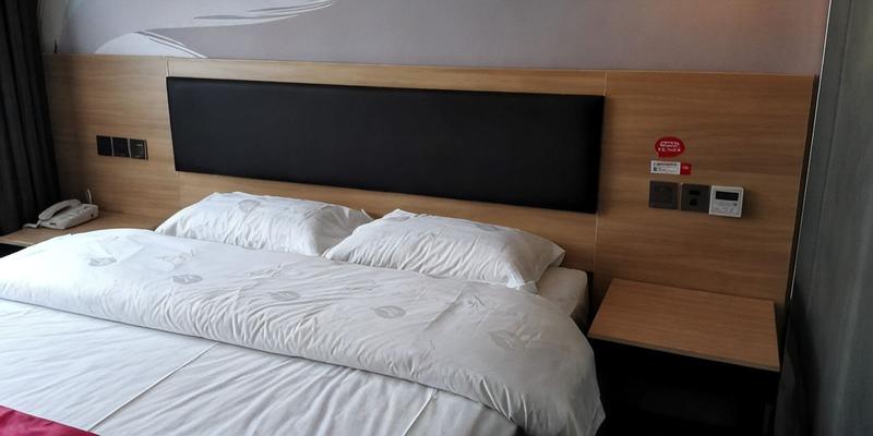 room_15685098-091f-4e48-8c8d-46772000dd71.jpg