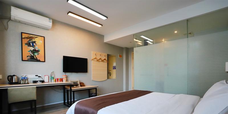 room_418fc2d2-fe0f-4d18-a082-9093f3af408e.jpg