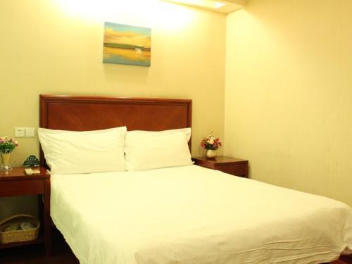 room_0259bce9-2f65-4fa2-9824-27b962442820.jpg