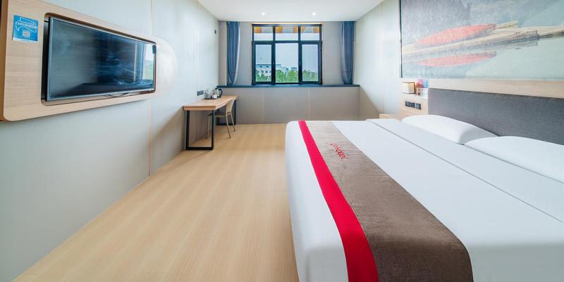 room_d3c07236-84b8-4bd4-a81e-6047b8a1b506.jpg