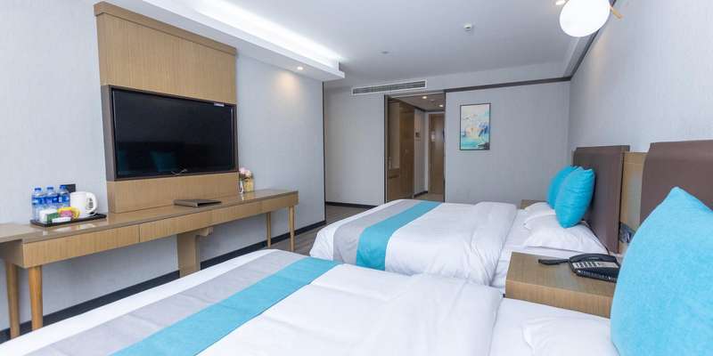 room_19698c90-f5cf-4425-8d5a-5c187a176de6.jpg
