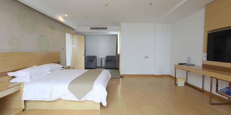 room_bf0829cb-8cc5-4773-83d3-b53fa5b984cc.jpg