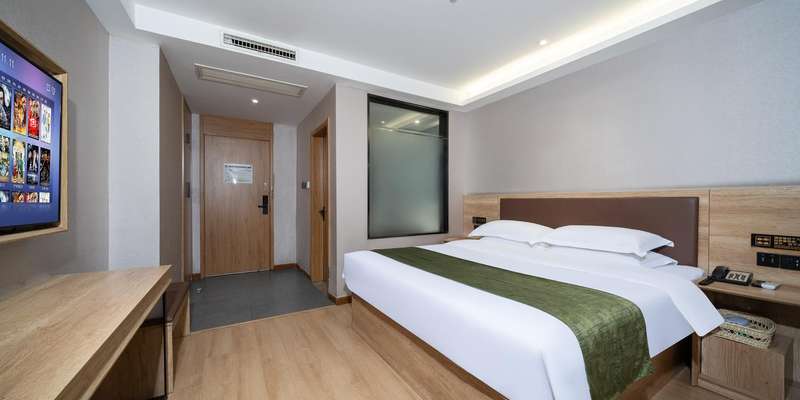 room_2d7d8dc2-d6ef-4b84-911e-589c5ea15147.jpg