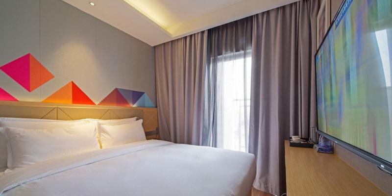 room_61f5e58f-e4bc-488b-936d-af59cddabec6.jpg