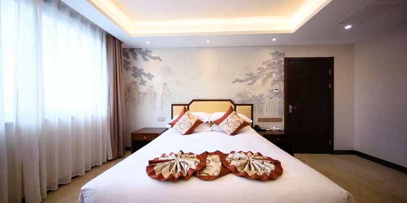 room_86045f44-2957-4379-9dd3-c3b79aff9f9c.jpg