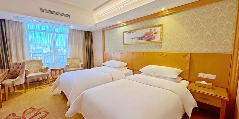 room_aeaf2d13-1b5f-4a1f-a7fc-df3b44b621ff.jpg