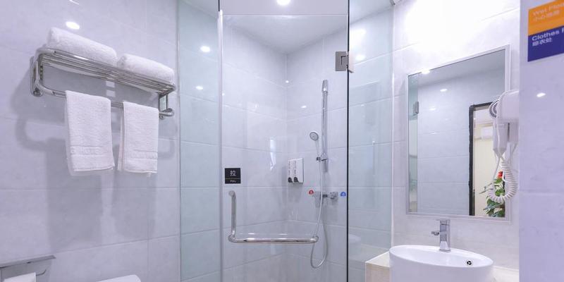 room_1bf4ca57-b7b0-4557-a404-c281b6dd82ab.jpg