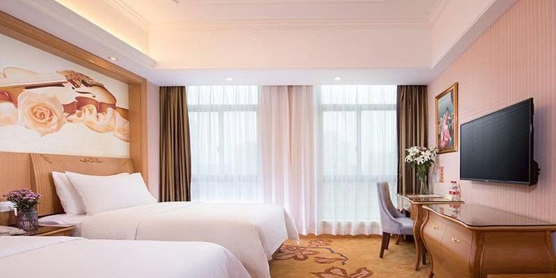 room_cbe64c95-6a16-4d8b-80e5-9d8a92d8b4c8.jpg