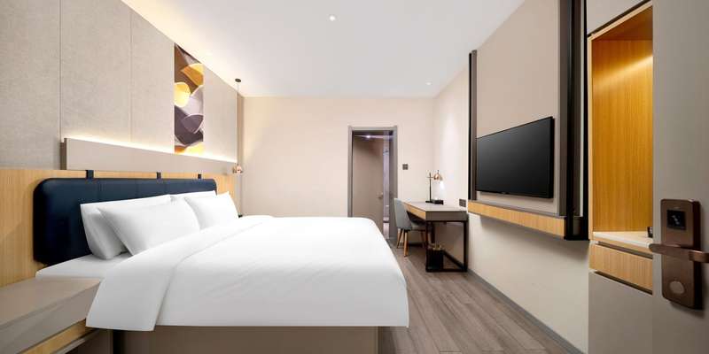 room_bd6fd4ac-d50a-497f-a2bc-e692e63d5efb.jpg