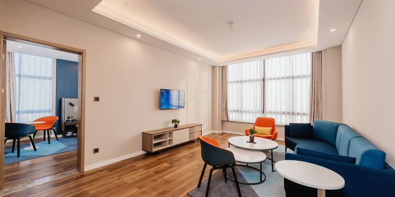 room_946e3d7e-cd67-4598-a999-71b1102f6cf6.jpg
