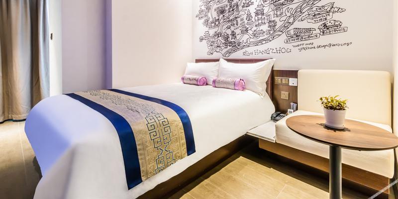 room_cc41f428-7a40-43bc-ab7e-38bf7c1ec9b6.jpg