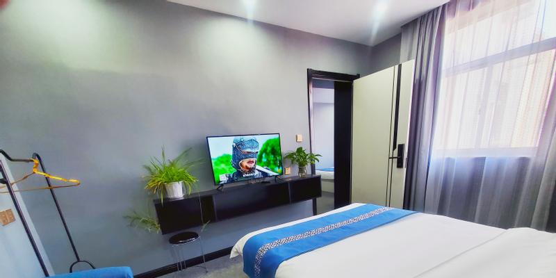 room_a98419d3-8c8e-49f8-8c9a-d3abc36cf263.jpg