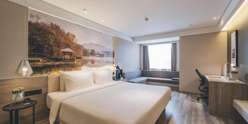 room_fd0bf978-60dc-4bf2-a778-c9b4de5d4cb9.jpg