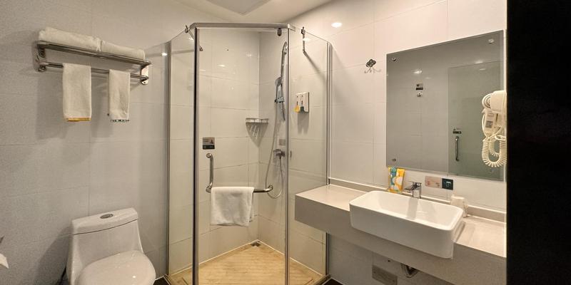 room_aa6dcfe1-d4c0-4920-b9d0-c8dbd25cdf81.jpg