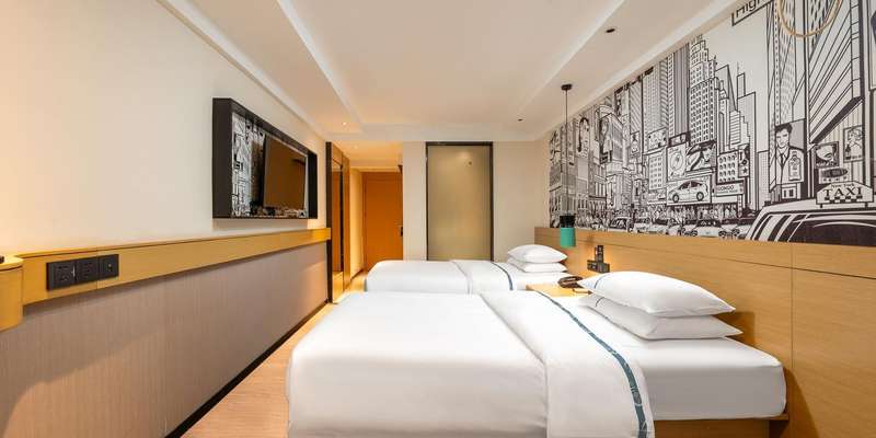 room_7e2d2c2d-2d59-4256-bdfb-0ed57df9606b.jpg