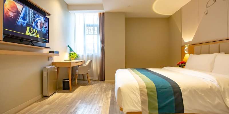 room_da594c9e-4a11-4e1e-9145-c2b25962a1ce.jpg