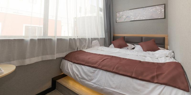 room_6ebf08de-b6df-4070-a903-df2121b587f2.jpg