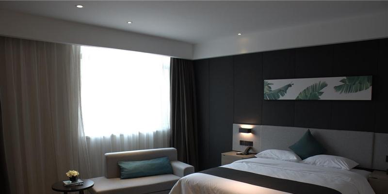 room_1fef79c8-0c66-4e4a-ab56-bed83a7e8f03.jpg