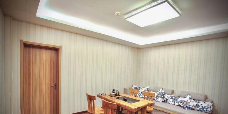 room_eebdafba-778d-4880-84ff-041d4c75c41a.jpg