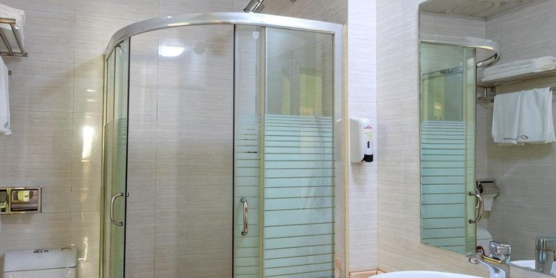room_c7c3ba3c-3c48-486d-9e48-e90d3992a5d4.jpg