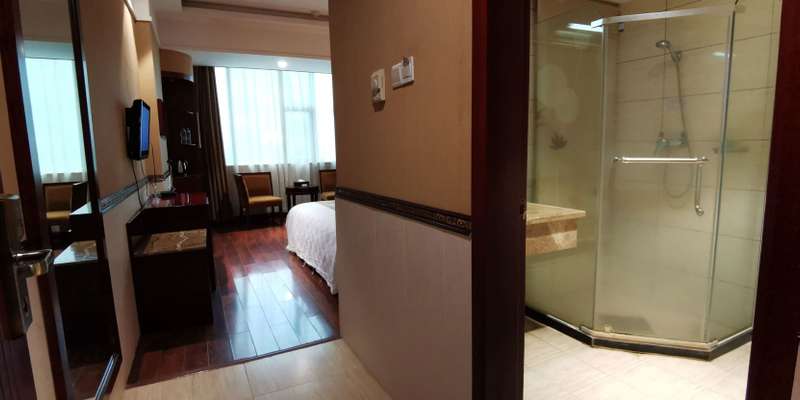 room_543c04df-4e26-4df7-b40a-a2f494b4e8a8.jpg