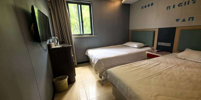 room_85b8ee63-764f-414b-b0e8-607d607706d1.jpg
