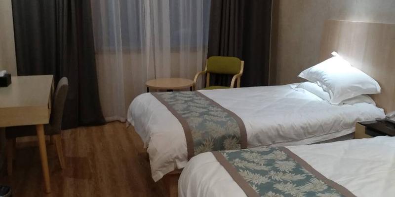 room_6c015421-6cec-4a1d-9d6e-bac17c6fb06e.jpg