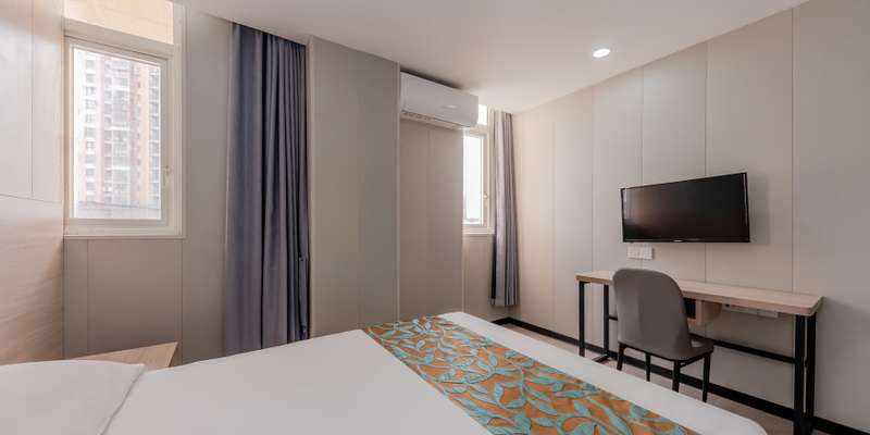 room_ef6321ce-7b54-4b48-b76f-df990adba949.jpg