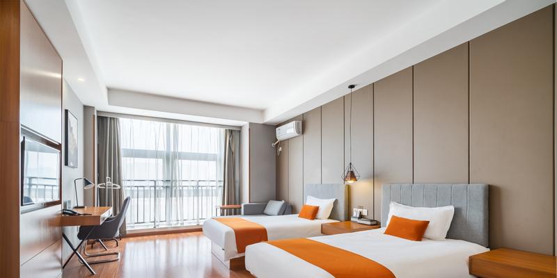 room_065fa6b6-fa95-43cd-ab47-2e0f4eecdb7a.jpg
