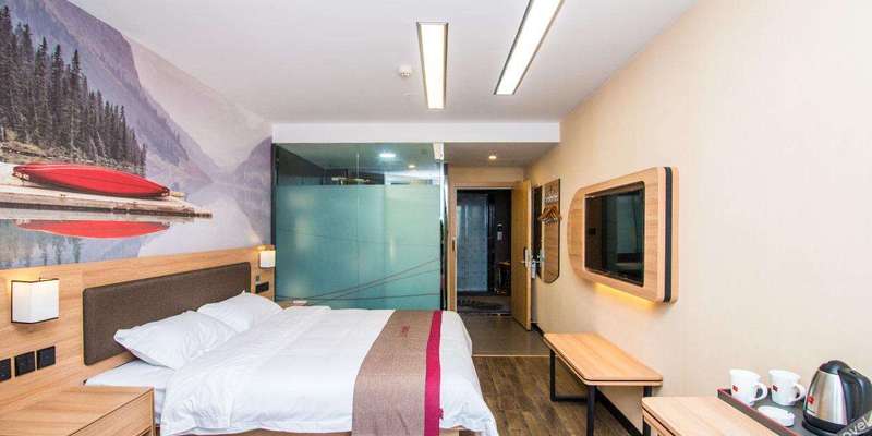 room_a03a6f5e-6626-406c-8f89-ffdf348b034f.jpg