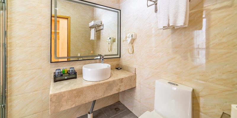 room_d8219e8f-d9ca-4fb9-b678-43ca92b74bac.jpg