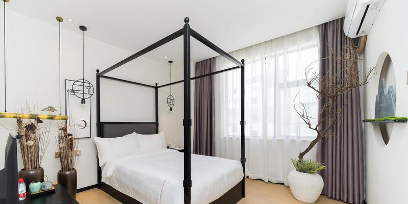 room_1ff2736c-2503-4970-9de8-1ca730f16091.jpg