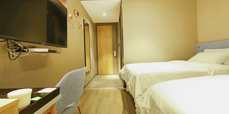 room_c81a7638-4005-4ce3-bbb0-e689eb3dc43c.jpg