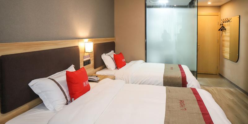 room_79ac87c3-b91b-454f-ba2a-44b6c7d7c98c.jpg