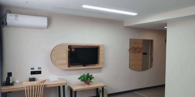 room_eeea6b1e-9b5d-40ea-b446-ba38bb9bf0fe.jpg