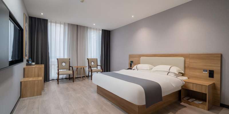 room_cbe0c5a3-dce9-4fc9-a665-511bca9c450a.jpg