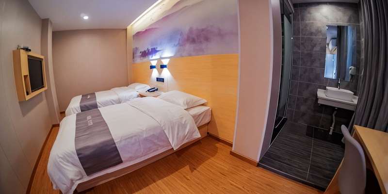 room_54bbc78b-bcbf-4a2f-8b3a-5cdc7acc5ee4.jpg