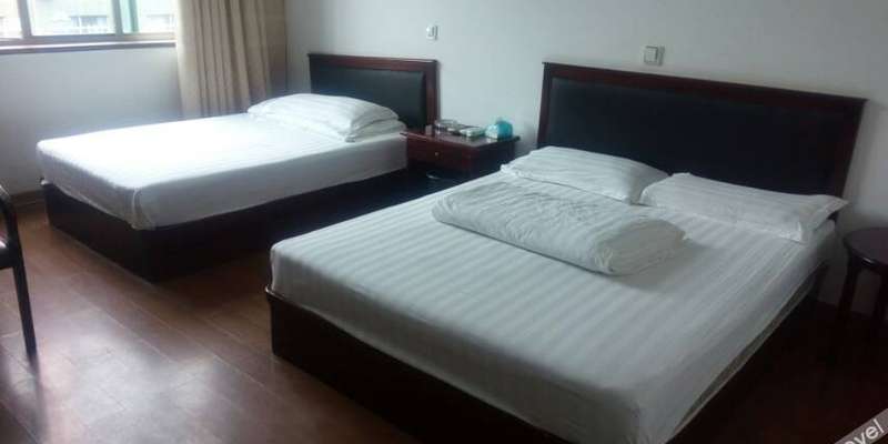 room_4d49b9be-b757-4211-8bd7-3e4b2437a637.jpg