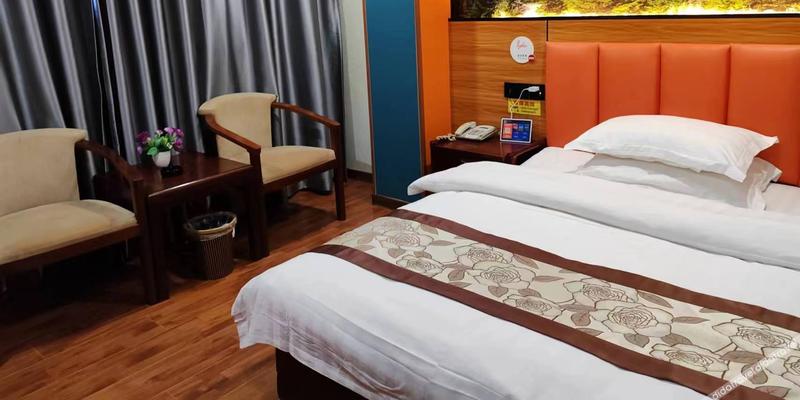 room_6800ea7b-df6d-48dc-8d3d-915ee618592b.jpg