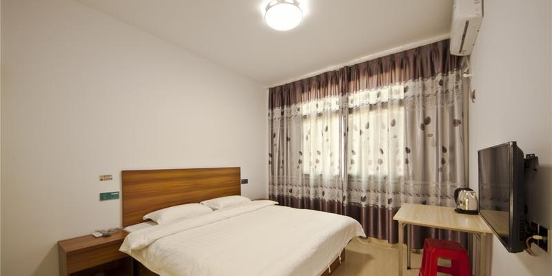 room_1820e9d3-7319-487d-8445-4d3f8b620e91.jpg