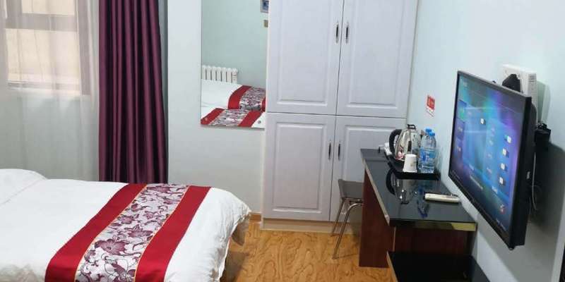 room_821f11a2-575d-43ef-96b7-faf79033bf79.jpg
