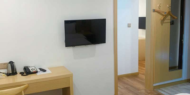 room_b8ddcf86-857f-493b-b0a4-f8786e056c81.jpg