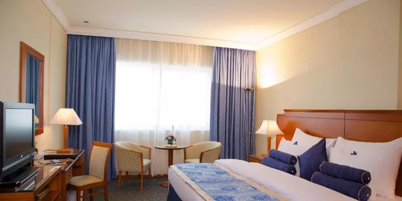 room_6c0ad6aa-5a52-477a-a5fc-2d12c2d35646
