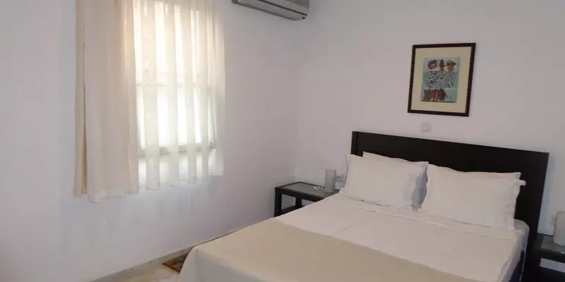 room_e360e896-38e6-4354-8c8b-16ced6d9932c