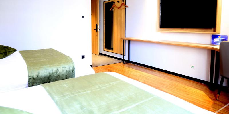 room_ed26b4a8-5c46-42f6-b9b1-910b36ed3ca9.jpg