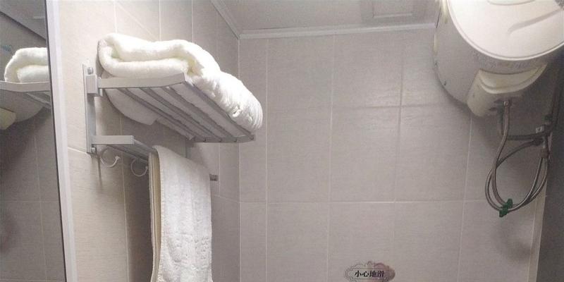 room_3a3adc7e-74e3-4ee5-a6fa-887c6076a73a.jpg