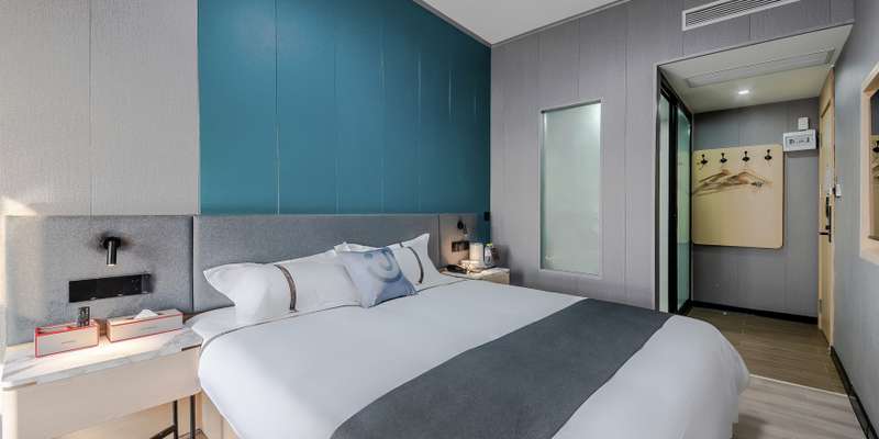 room_9db924c0-c228-4e8d-a6af-e3f1decbe8a9.jpg