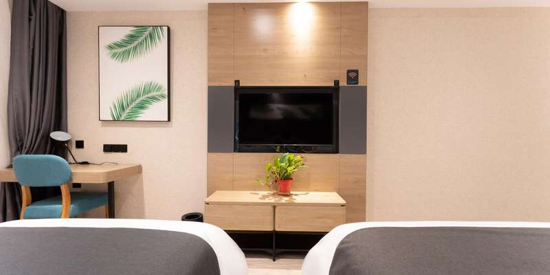 room_7e487ad9-e9aa-49d8-965a-5cd0427d7f04.jpg