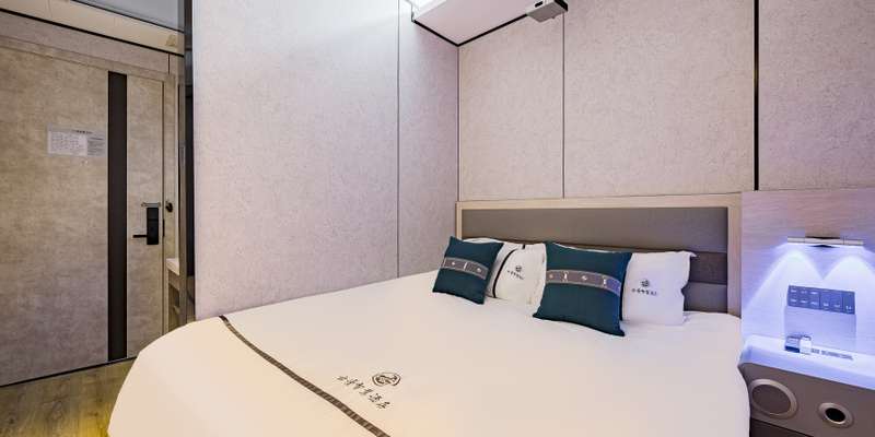 room_a278c14e-8091-4239-b59e-48dcdbb60421.jpg